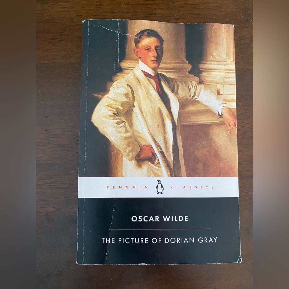 Penguin Classics 'The Picture of Dorian Gray' Book